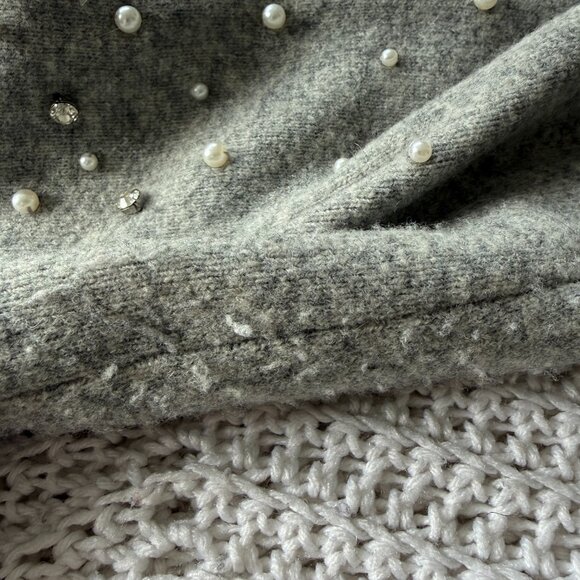 Kate Spade Embellished Sweater (Size L Great Condition) - Picture 14 of 16